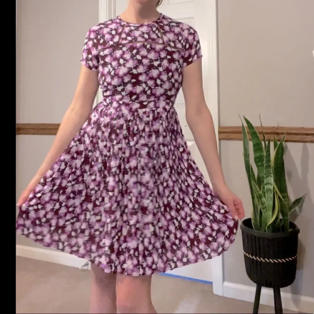 Banana Republic Purple Floral Short Sleeve Pleated Fit & Flare Dress